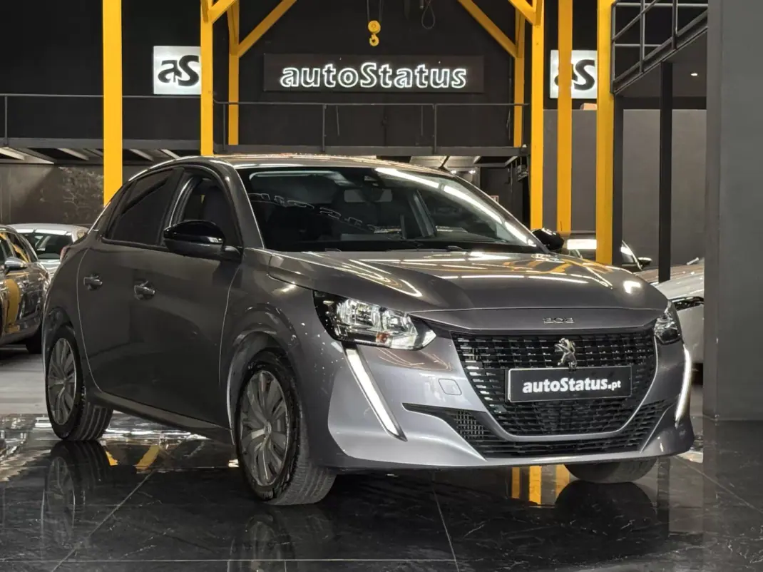 Peugeot 208 2023 - 14990 EUR, 87800 km - AUTO.MOTO.pt - 87800km - foto 2 de 30