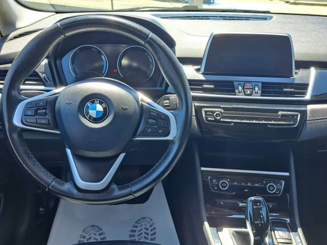 BMW 216 Gran Tourer 2019 - 19500 EUR, 111050 km - 111050km - foto 13 de 63