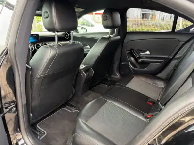 Mercedes-Benz CLA 220 2019 - 26750 EUR, 137070 km - AUTO.MOTO.pt - 137070km - foto 19 de 20