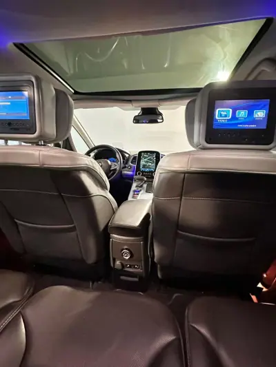 Renault Espace 2016 - 16500 EUR, 163000 km - AUTO.MOTO.pt - 163000km - foto 27 de 49