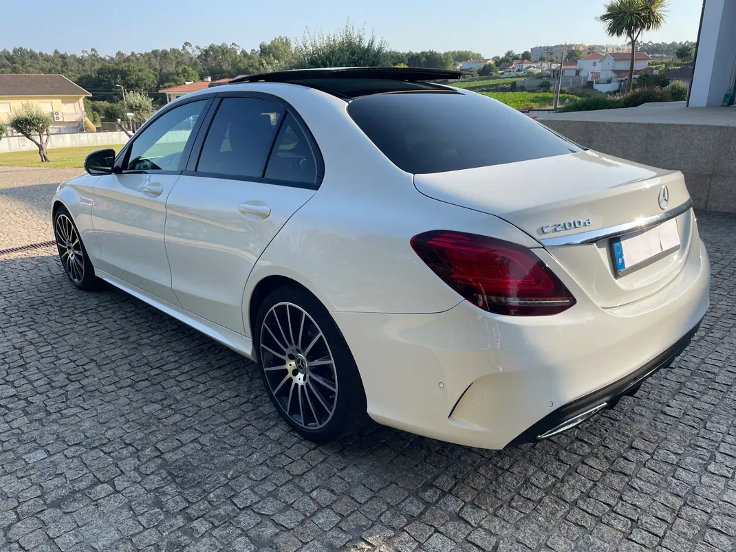 Mercedes-Benz C 200 2019 - 35500 EUR, 72000 km - AUTO.MOTO.pt - 72000km - foto 4 de 14