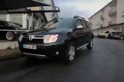 Dacia Duster 2010 - 6250 EUR, 155000 km - AUTO.MOTO.pt - 155000km - foto 19 de 24
