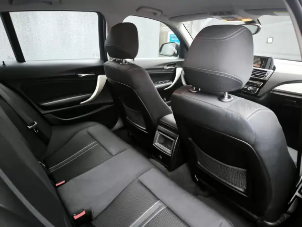 BMW 116 2015 - 13500 EUR, 169000 km - AUTO.MOTO.pt - 169000km - foto 27 de 43