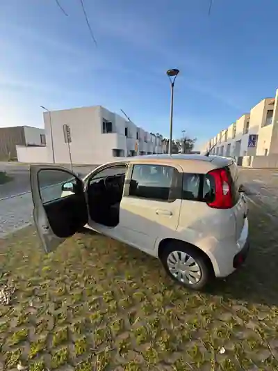 Fiat Panda 2017 - 6800 EUR, 127500 km - AUTO.MOTO.pt - 127500km - foto 6 de 12