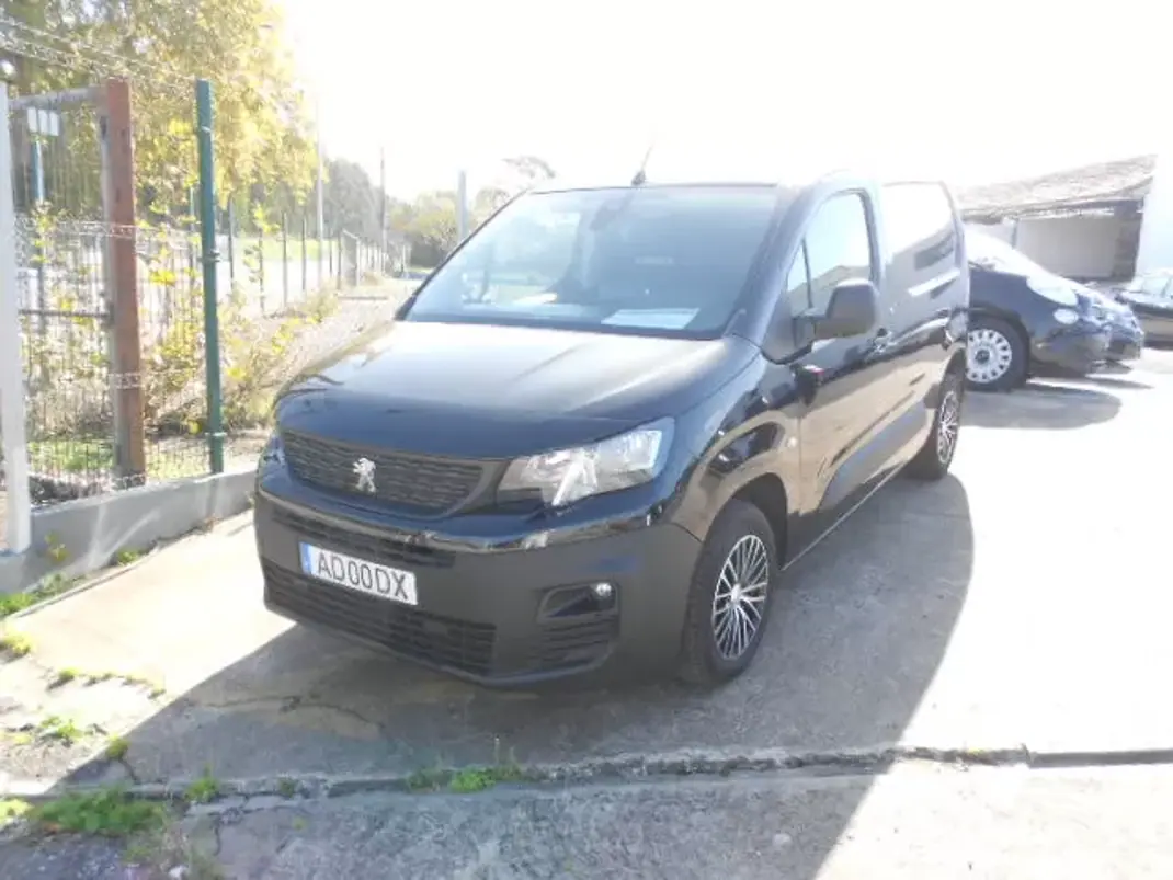 Peugeot 2020 - 13500 EUR, 168912 km - AUTO.MOTO.pt - 168912km - foto 2 de 10