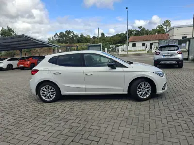 SEAT Ibiza 2022 - 17250 EUR, 70500 km - AUTO.MOTO.pt - 70500km - foto 5 de 31