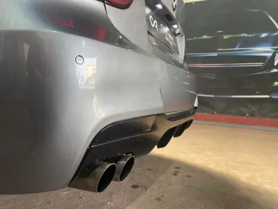 BMW 318 2010 - 10999 EUR, 181000 km - AUTO.MOTO.pt - 181000km - foto 23 de 46