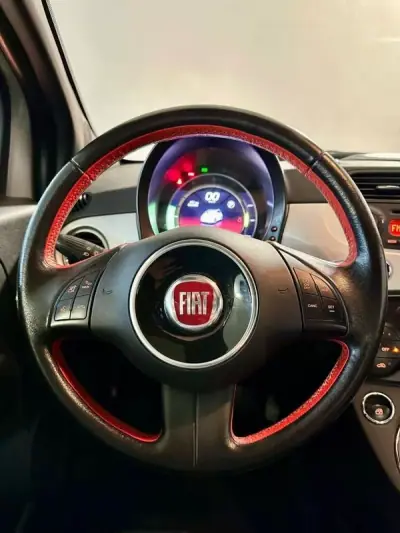Fiat 500e 2015 - 10750 EUR, 89000 km - AUTO.MOTO.pt - 89000km - foto 13 de 26