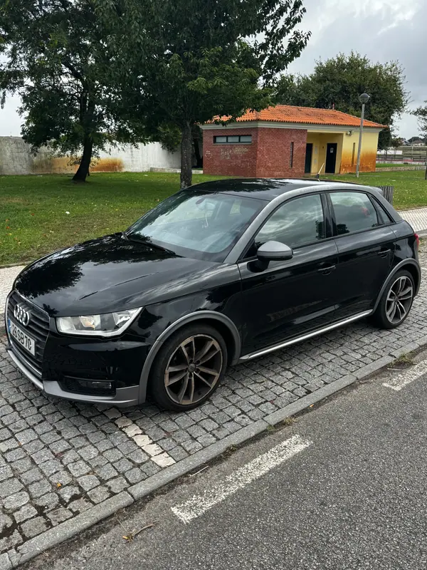 Audi A1 Sportback 2016 - 15450 EUR, 155705 km - 155705km - foto 3 de 8