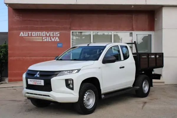 Mitsubishi L200 2.3 DI-D Space Cab Invite 4WD 2022 Diesel