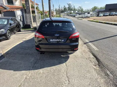 Ford Mondeo SW 2010 - 7400 EUR, 217000 km - AUTO.MOTO.pt - 217000km - foto 5 de 33