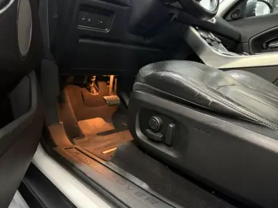 Land Rover Range Rover Evoque 2017 - 22950 EUR, 113405 km - AUTO.MOTO.pt - 113405km - foto 15 de 30