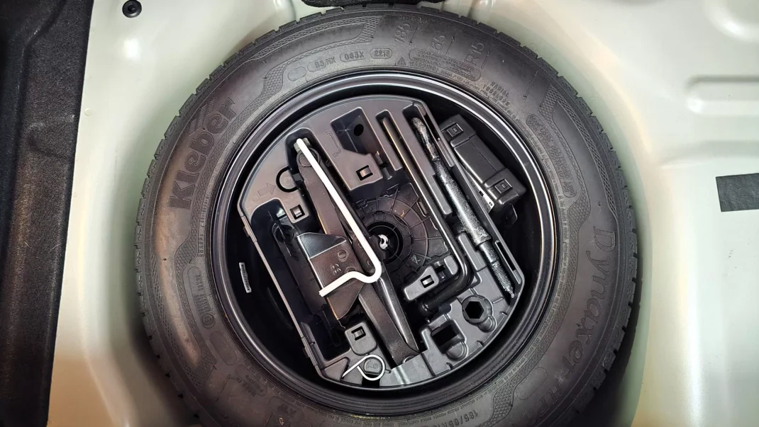 Citroën C3 2019 - 12750 EUR, 56334 km - AUTO.MOTO.pt - 56334km - foto 72 de 75