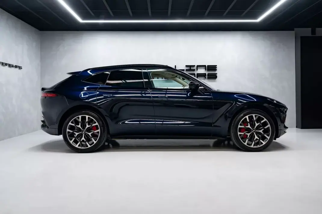 Aston Martin DBX 2020 - 149950 EUR, 55000 km - AUTO.MOTO.pt - 55000km - foto 7 de 53