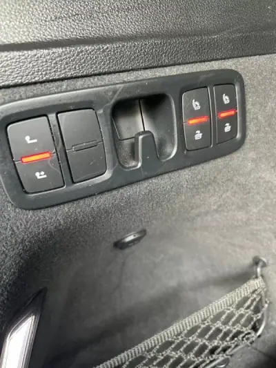 Audi Q7 2016 - 41000 EUR, 139983 km - AUTO.MOTO.pt - 139983km - foto 34 de 46