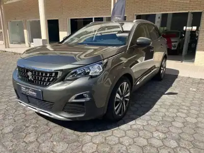 Peugeot 3008 2018 - 19900 EUR, 138000 km - AUTO.MOTO.pt - 138000km - foto 2 de 23