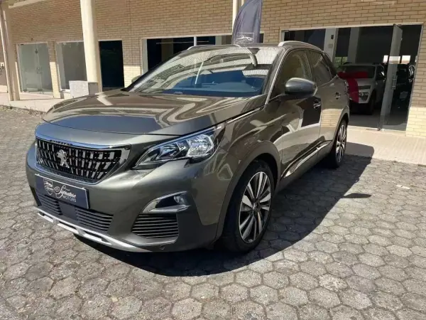 Peugeot 3008 2018 - 19900 EUR, 138000 km - AUTO.MOTO.pt - 138000km - foto 2 de 23