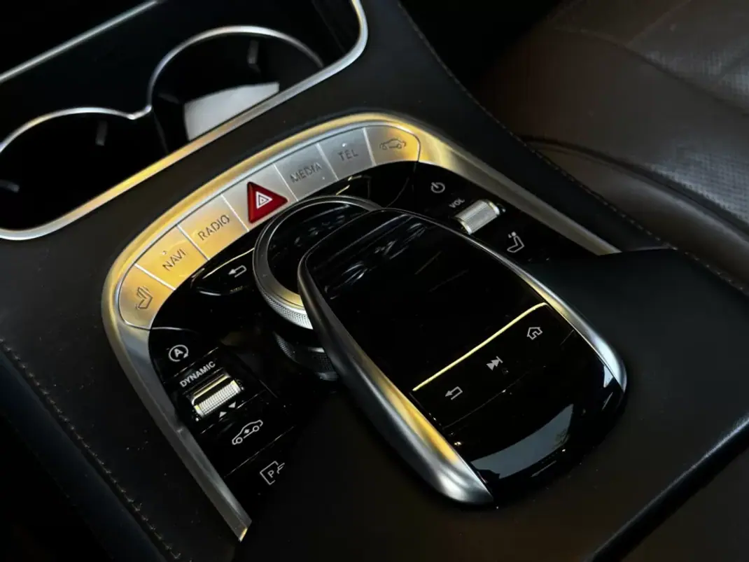 Mercedes-Benz S 400 2018 - 49990 EUR, 227000 km - AUTO.MOTO.pt - 227000km - foto 43 de 47