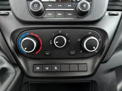 Iveco Daily 35C16 Caixa aberta 2022 - 30750 EUR, 86000 km - AUTO.MOTO.pt - 86000km - foto 23 de 25