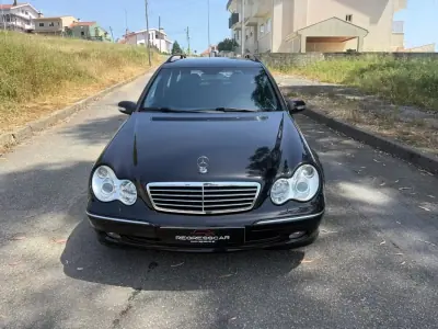 Mercedes-Benz C 220 2002 - 6450 EUR, 227000 km - AUTO.MOTO.pt - 227000km - foto 2 de 31
