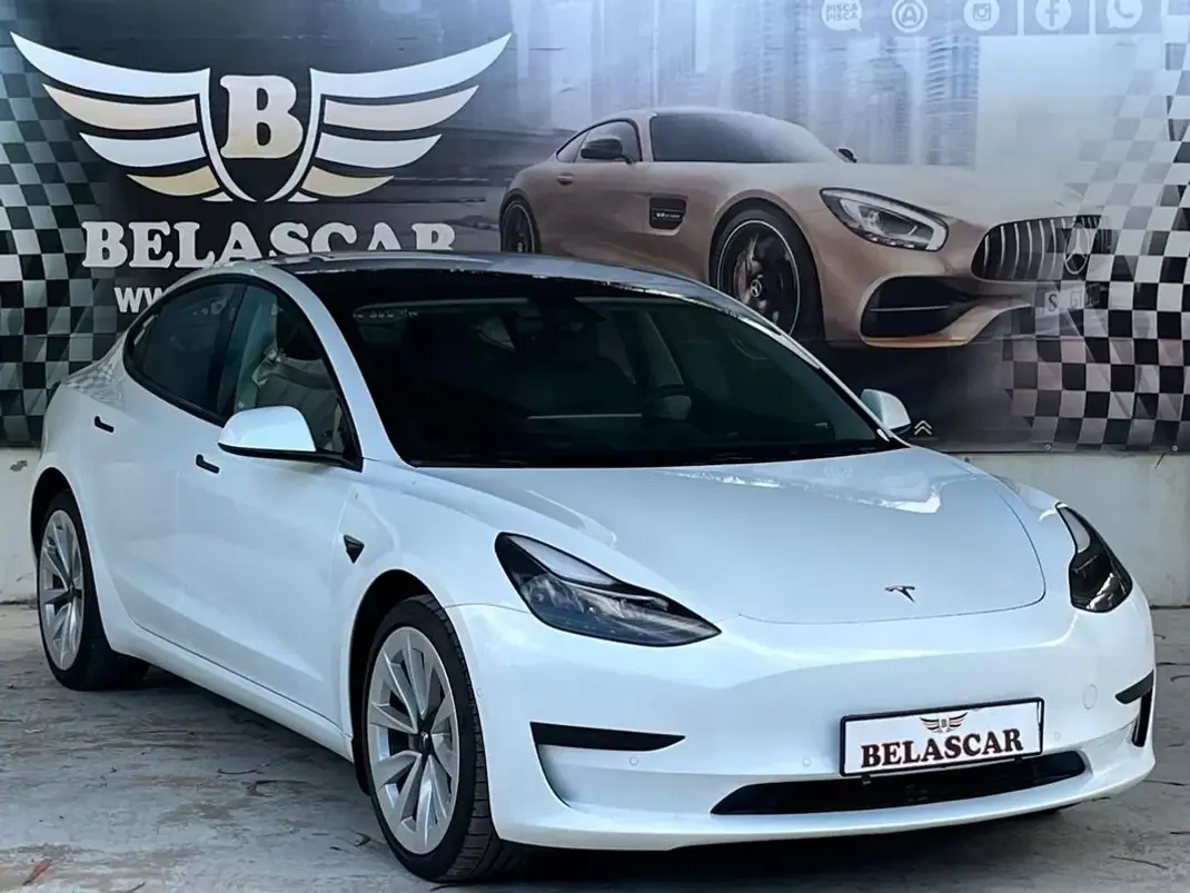 Tesla Model 3 2022 - 27990 EUR, 45000 km - AUTO.MOTO.pt - 45000km - foto 12 de 14
