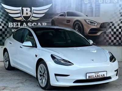 Tesla Model 3 2022 - 27990 EUR, 45000 km - AUTO.MOTO.pt - 45000km - foto 12 de 14