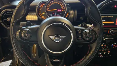 MINI Cooper 2019 - 24900 EUR, 114062 km - AUTO.MOTO.pt - 114062km - foto 42 de 61