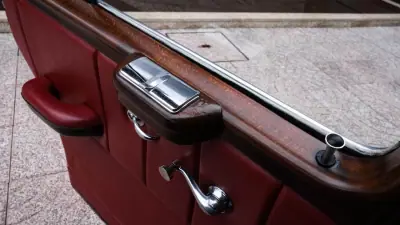 Mercedes-Benz GLS 350 1956 - 45000 EUR, 39000 km - AUTO.MOTO.pt - 39000km - foto 49 de 51