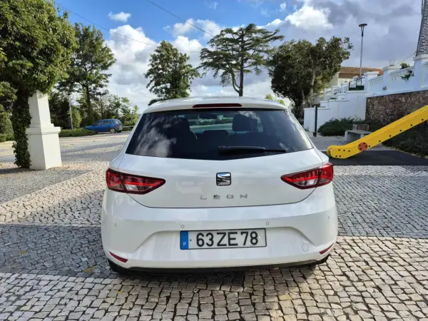 SEAT Leon 2014 - 13900 EUR, 222880 km - AUTO.MOTO.pt - 222880km - foto 5 de 21