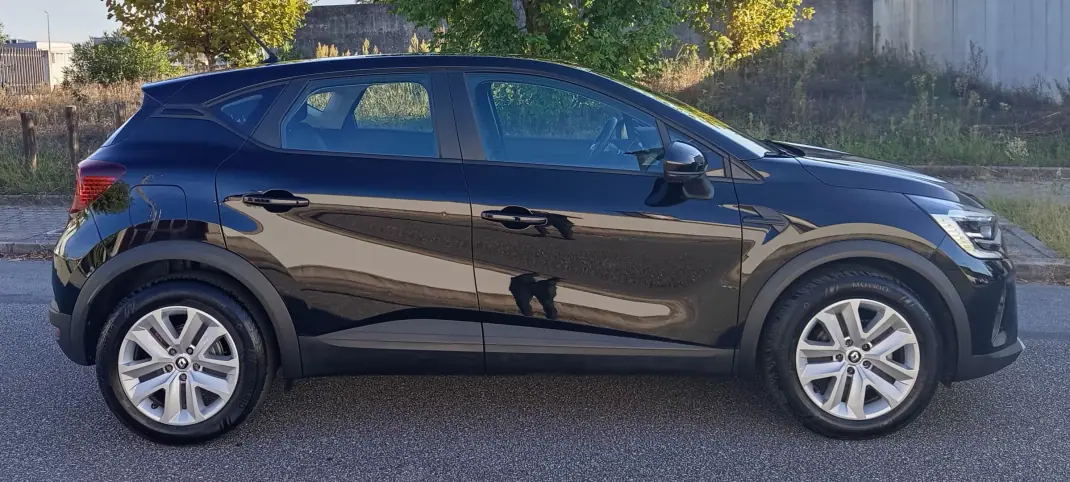 Renault Captur 2021 - 15990 EUR, 35800 km - 35800km - foto 6 de 19