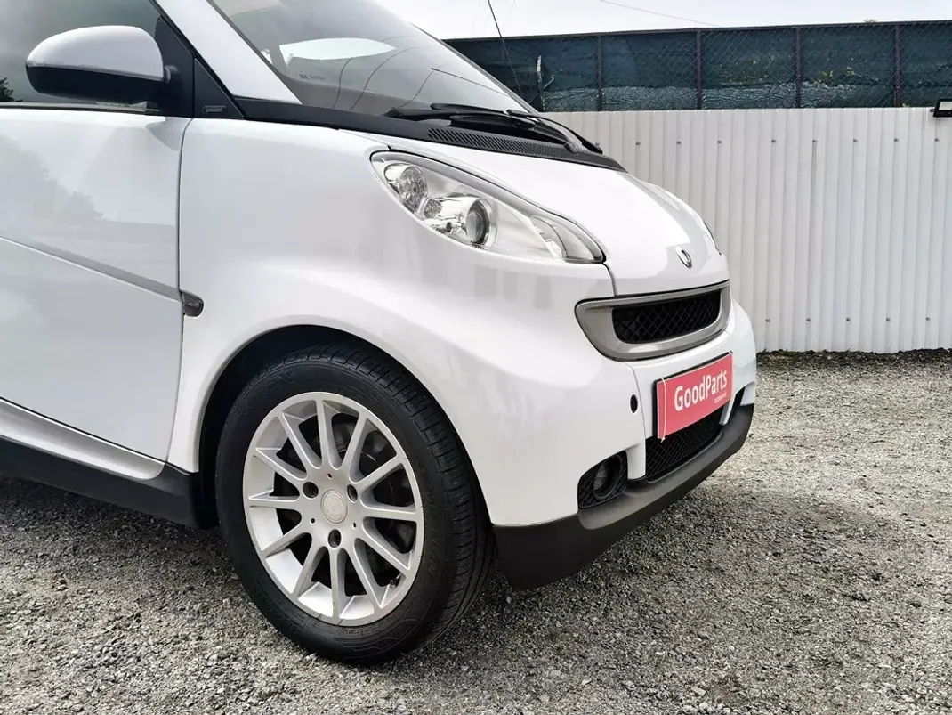 Smart ForTwo Coupé 2009 - 5250 EUR, 180773 km - AUTO.MOTO.pt - 180773km - foto 11 de 23