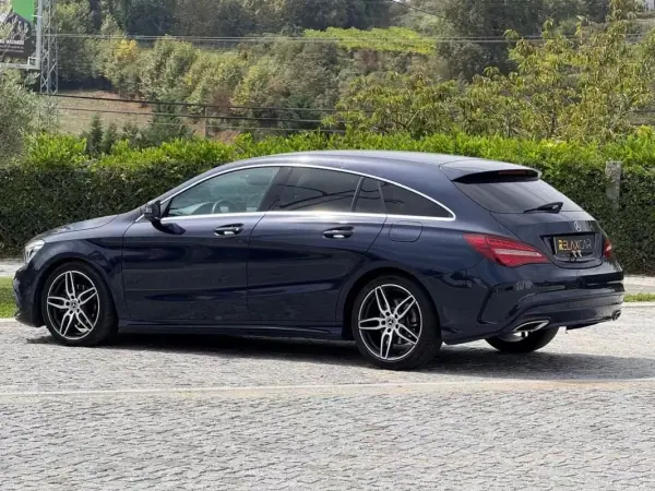 Mercedes-Benz CLA 180 2017 - 19999 EUR, 160000 km - AUTO.MOTO.pt - 160000km - foto 21 de 26