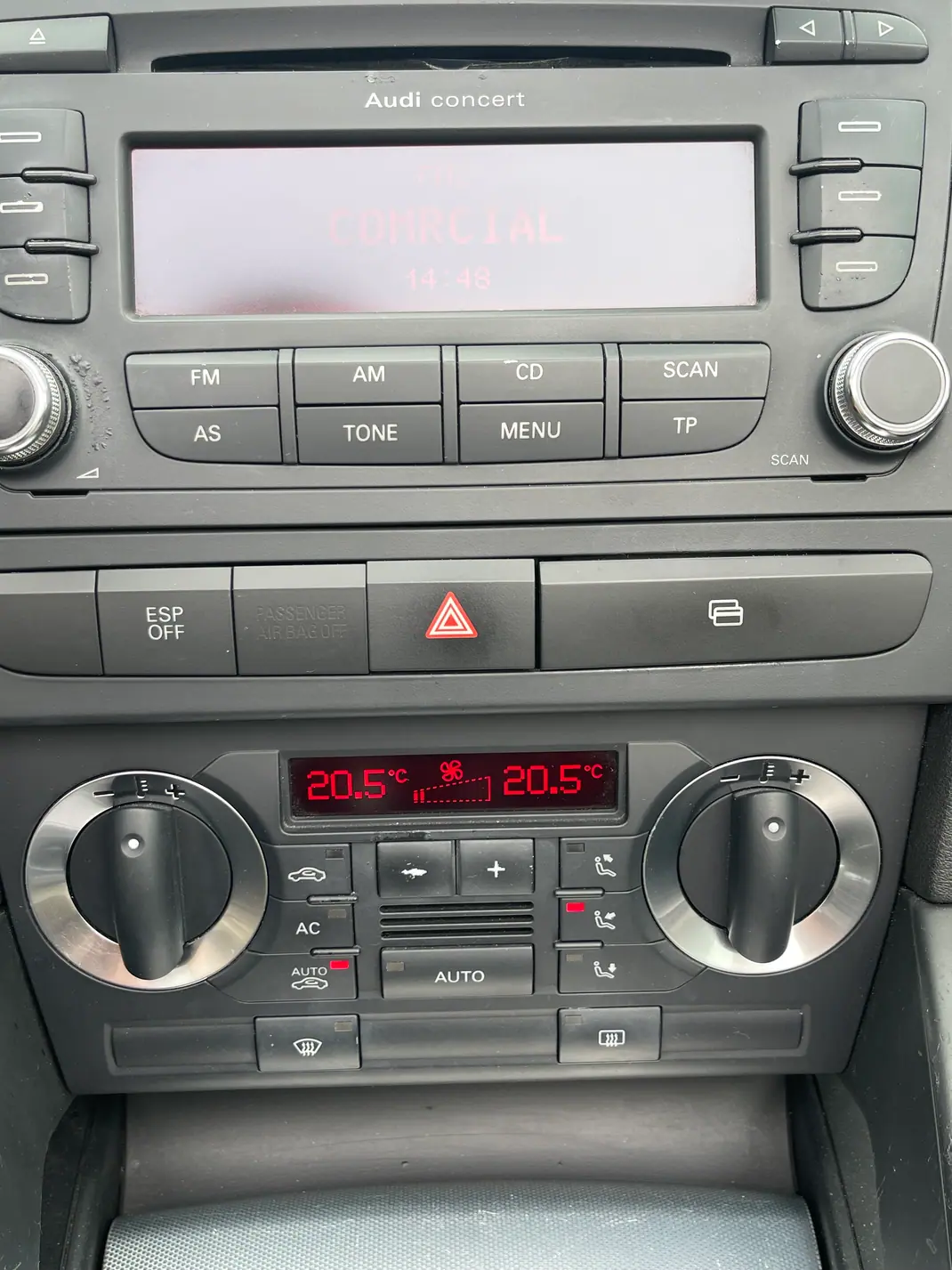 Audi A3 Cabrio 2008 - 8000 EUR, 340000 km - 340000km - foto 12 de 15