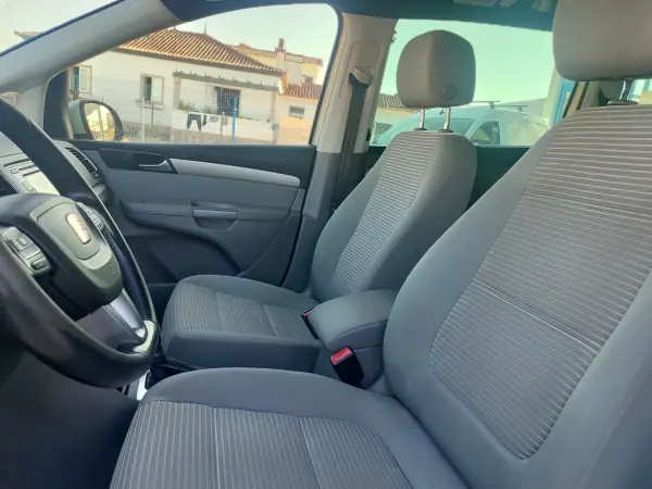 SEAT Alhambra 2012 - 10490 EUR, 340000 km - AUTO.MOTO.pt - 340000km - foto 21 de 26