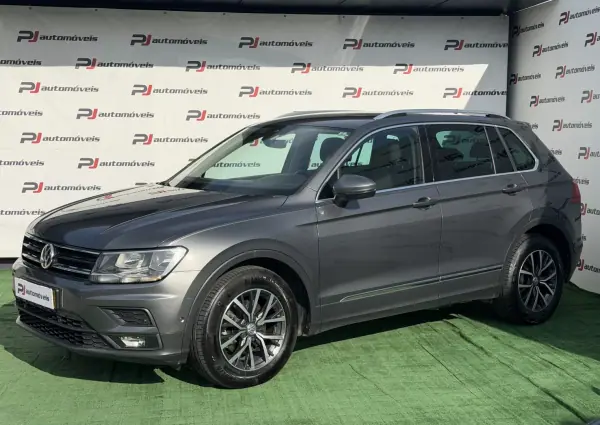 Volkswagen Tiguan 2017 - 19990 EUR, 165504 km - AUTO.MOTO.pt - 165504km - foto 2 de 21