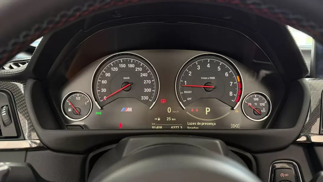 BMW M4 2015 - 54990 EUR, 91408 km - 91408km - foto 17 de 31