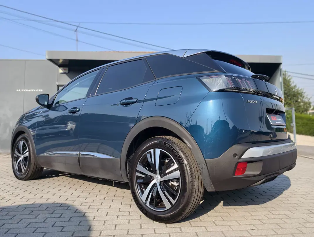Peugeot 3008 2022 - 22900 EUR, 94350 km - 94350km - foto 9 de 21