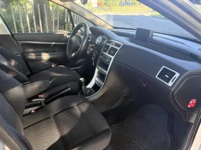 Peugeot 207 SW 2007 - 4500 EUR, 230000 km - 230000km - foto 19 de 20