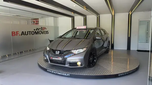 Honda Civic Tourer 2014 - 10750 EUR, 193536 km - AUTO.MOTO.pt - 193536km - foto 12 de 57
