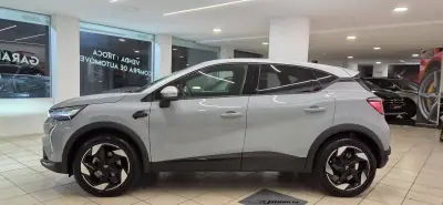 Renault Captur 2025 - 20990 EUR, 24855 km - AUTO.MOTO.pt - 24855km - foto 5 de 36