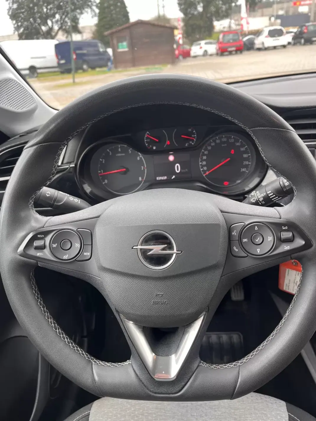 Opel Corsa 2023 - 15000 EUR, 39630 km - AUTO.MOTO.pt - 39630km - foto 13 de 19