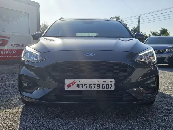 Ford Focus SW 2019 - 13800 EUR, 115000 km - AUTO.MOTO.pt - 115000km - foto 2 de 54