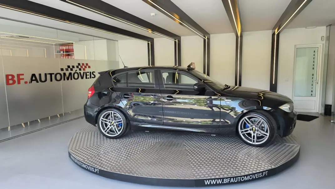 BMW 116 2010 - 6900 EUR, 207907 km - AUTO.MOTO.pt - 207907km - foto 8 de 51