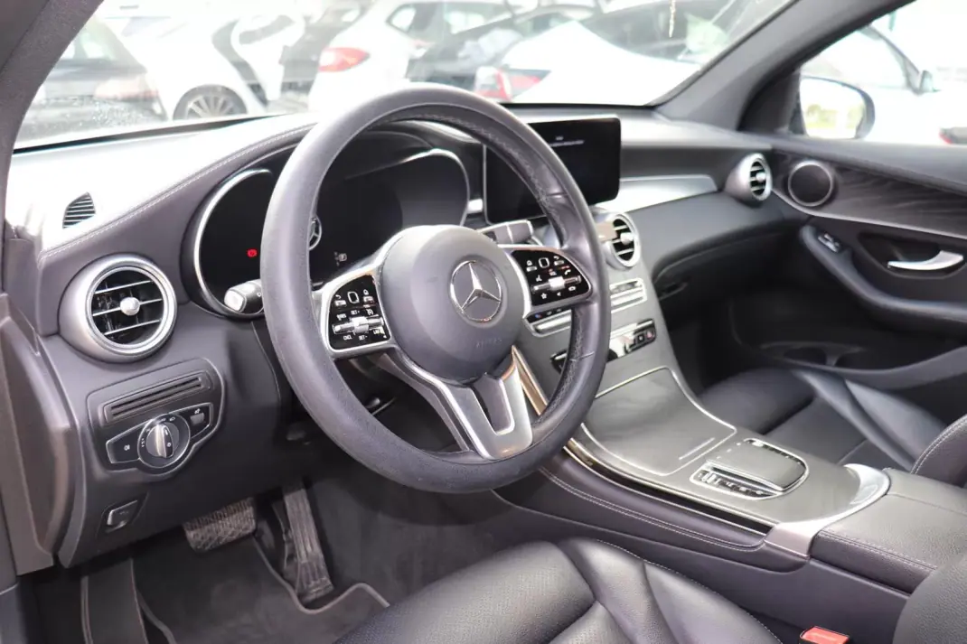 Mercedes-Benz 200 2020 - 54990 EUR, 120000 km - AUTO.MOTO.pt - 120000km - foto 7 de 20