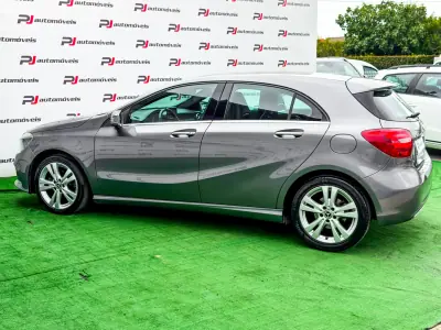 Mercedes-Benz A 180 2018 - 17990 EUR, 105300 km - AUTO.MOTO.pt - 105300km - foto 7 de 20