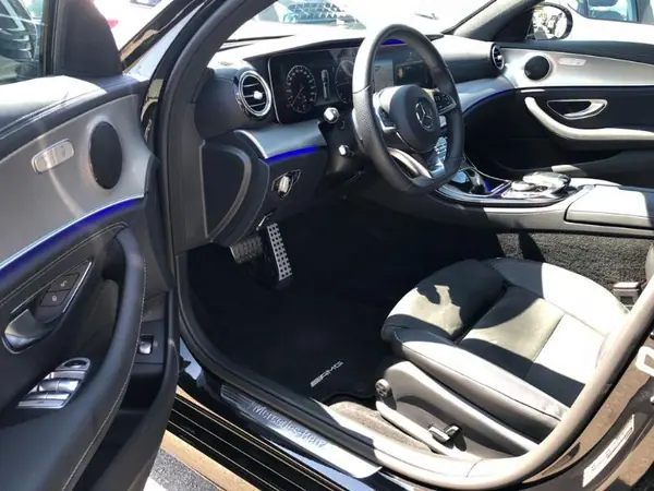 Mercedes-Benz E 220 2017 - 37750 EUR, 90500 km - AUTO.MOTO.pt - 90500km - foto 7 de 23