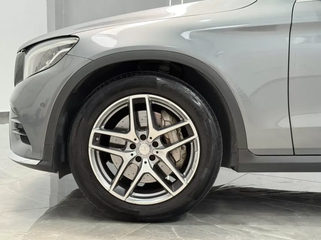 Mercedes-Benz GLC 220 2016 - 27890 EUR, 213000 km - AUTO.MOTO.pt - 213000km - foto 11 de 30