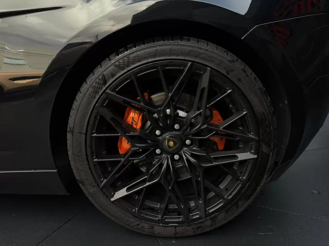 Lamborghini Gallardo 2006 - 145000 EUR, 63000 km - AUTO.MOTO.pt - 63000km - foto 14 de 20