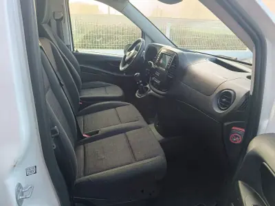 Mercedes-Benz Citan 109 CDI Longa Crew 2017 - 14900 EUR, 197662 km - AUTO.MOTO.pt - 197662km - foto 15 de 20
