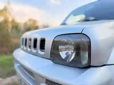 Suzuki Jimny 2009 — foto 3 de 14